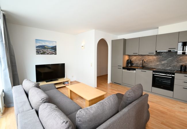  in Zell am See - Apartment ZELL CITY - next to ski lift and town