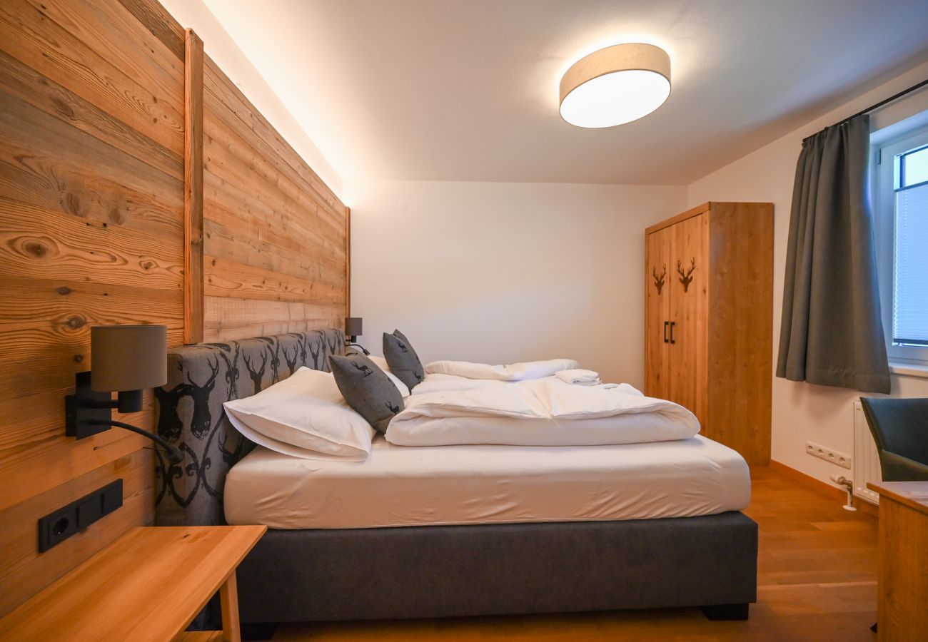 Ferienwohnung in Kaprun - Domizil Thirteen - sauna and glacier view