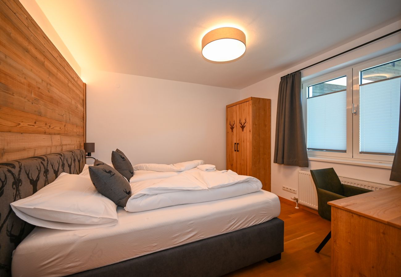 Ferienwohnung in Kaprun - Domizil Thirteen - sauna and glacier view