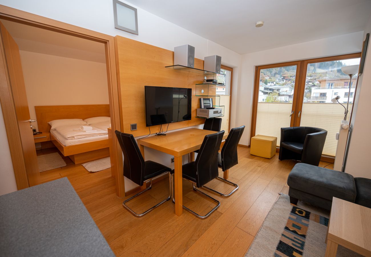 Ferienwohnung in Zell am See - Cityapartment Zell am See, 150m from ski lift