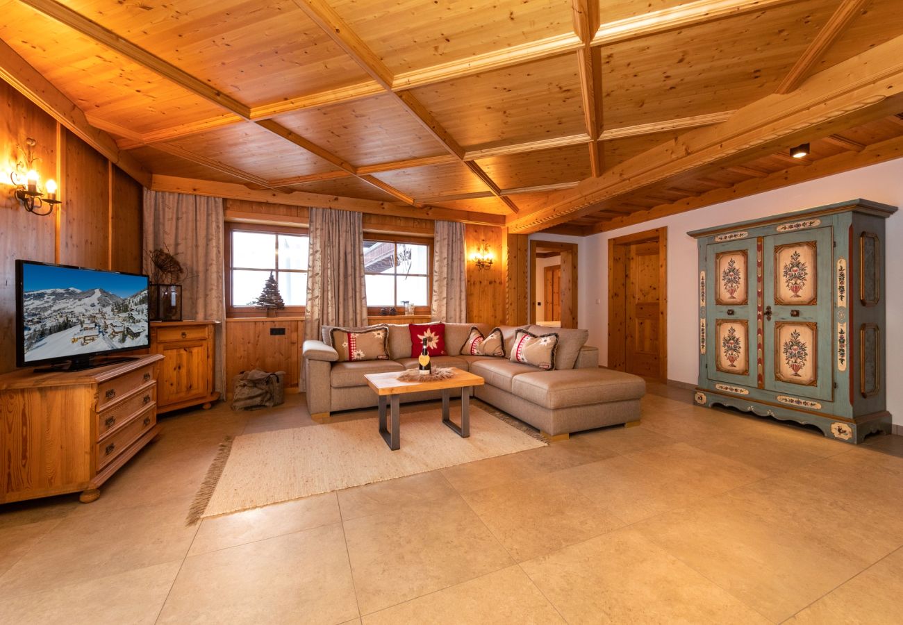 Ferienwohnung in Saalbach - Landhaus Simone - Alpenfeuer